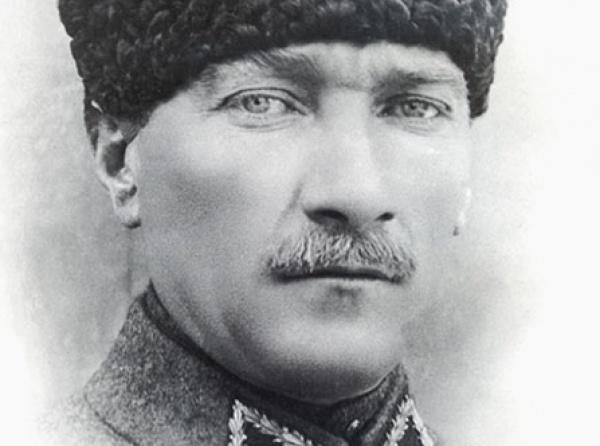 Gazi Mustafa Kemal Atatürk´ün Ebediyete İntikalinin 79.Yılını, Saygı ve Minnetle Anıyoruz.